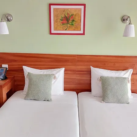 Hotel Santiago Vagos 2*