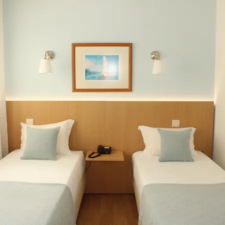 Hotel Santiago 2*